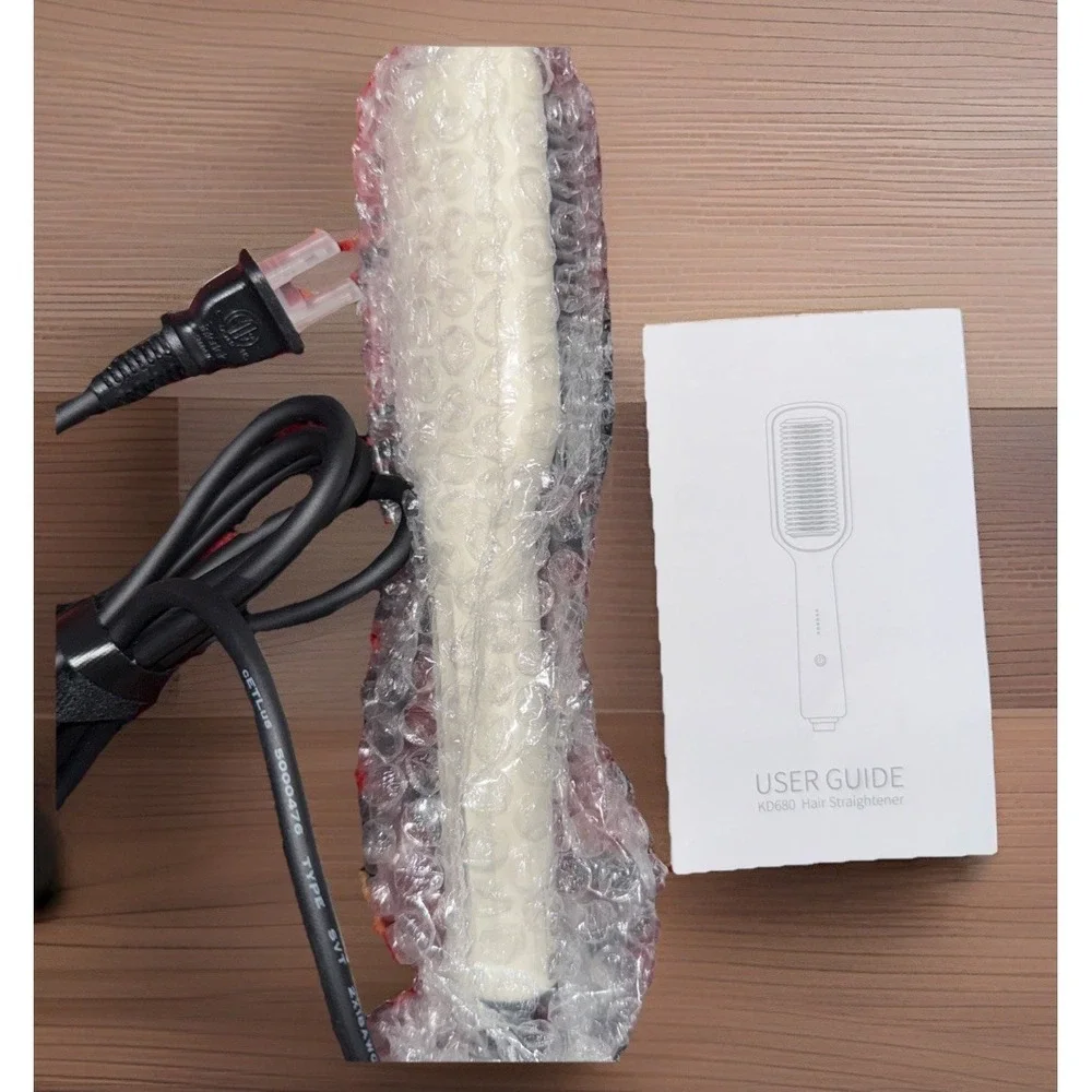 Hair Straightener Brush Anti-Scald NIB Straighten And Curl 2-in-1‎